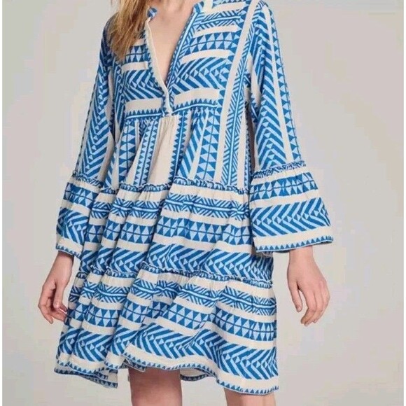 Devotion TWINS Geometric Blue and White Mini Dress - Picture 1 of 7